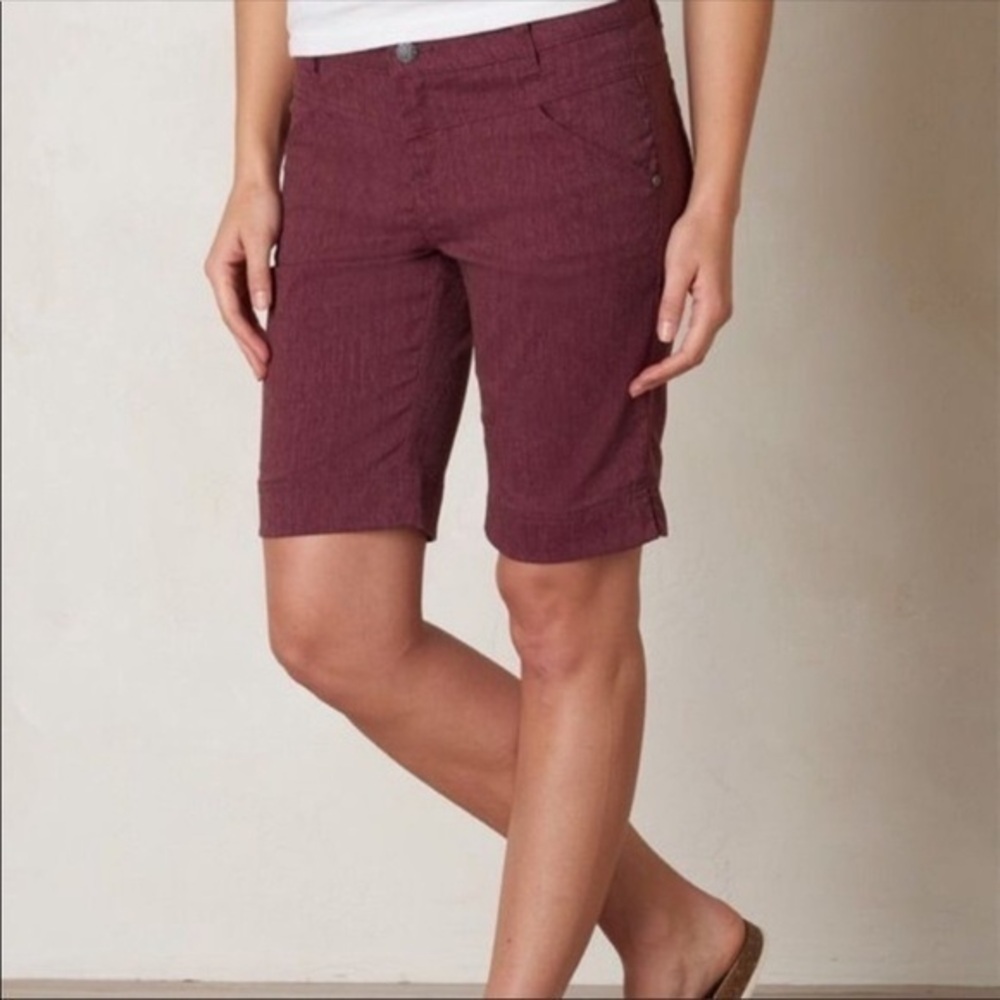 Prana Tashia Bermuda Hiking Short Size 2 Maroon Red